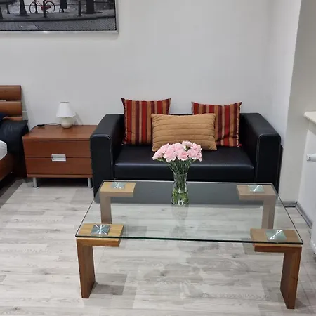 Appartement Flora - Late Check-out At Noon 12 O Clock For Free Bratislava