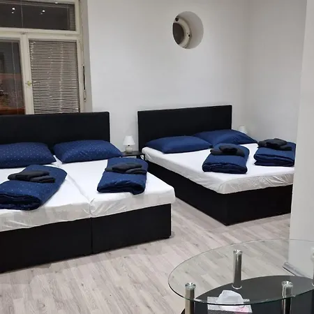 Apartment Flora - Late Check-out At Noon 12 O Clock For Free Bratislava